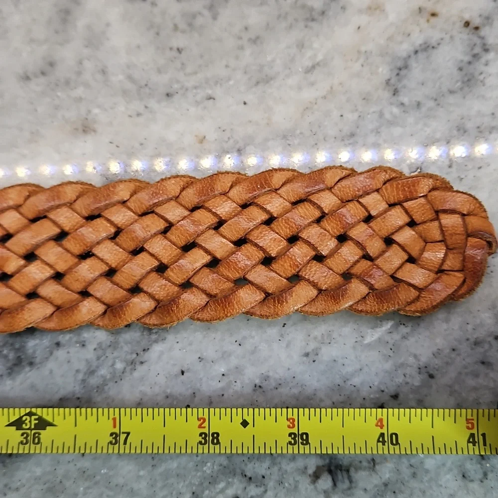 Nwot Leather  Boho Western Braided Belt  with Hannered Buckle